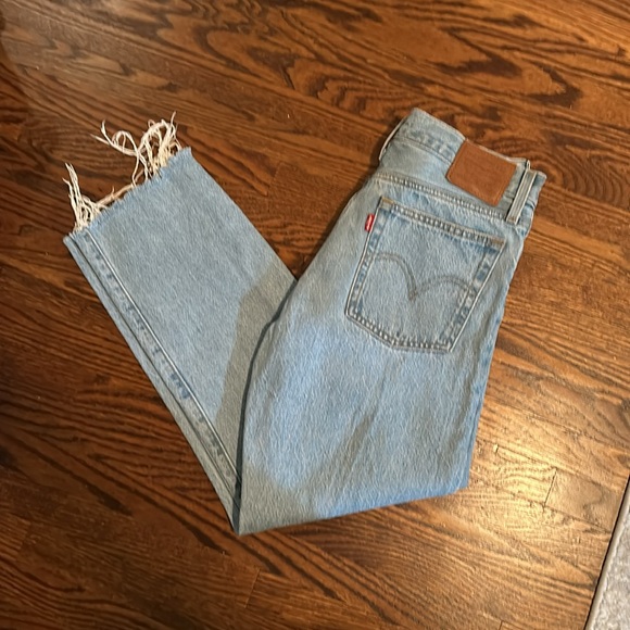Levi's Denim - Levi’s Wedgie Straight - Size 27